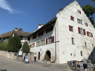 Hauptgebäude der historischen Mühle