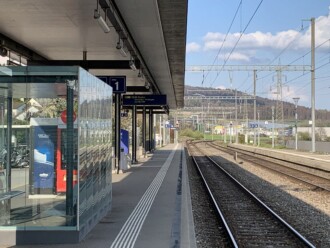 Gleise am Bahnhof Otelfingen